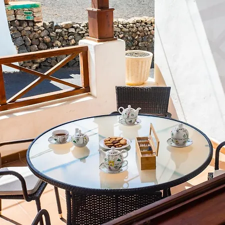 Guanapay Home, En El Centro De Teguise بيت للعطل تيغيسي