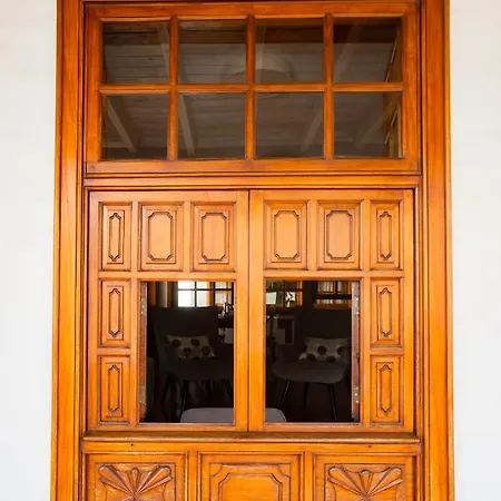 Guanapay Home, En El Centro De Teguise بيت للعطل