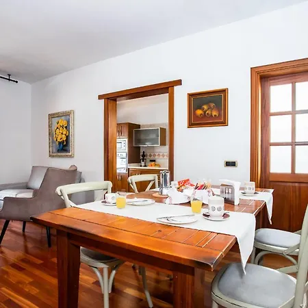 Guanapay Home, En El Centro De Teguise *